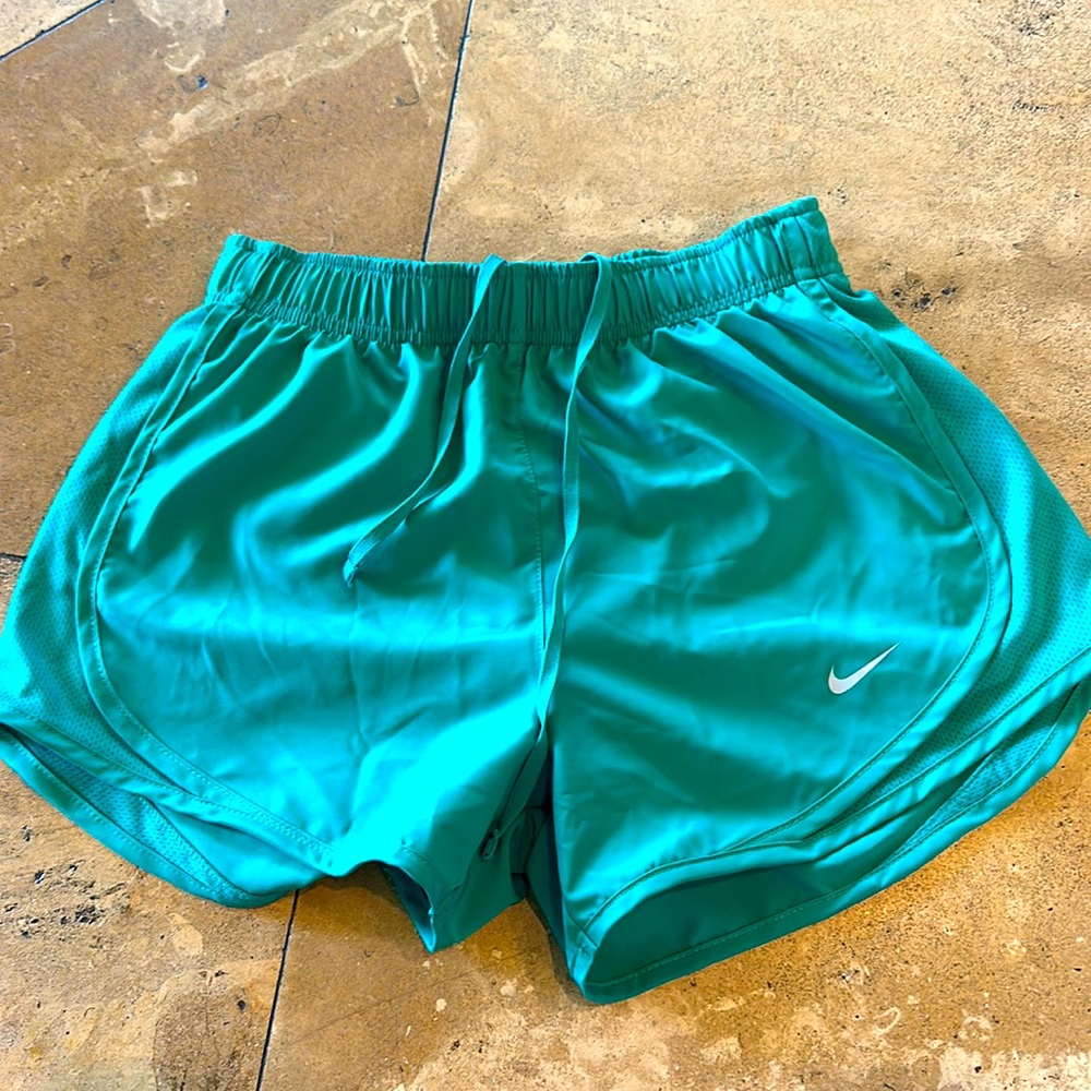 Womens emerald green Nike running shorts
